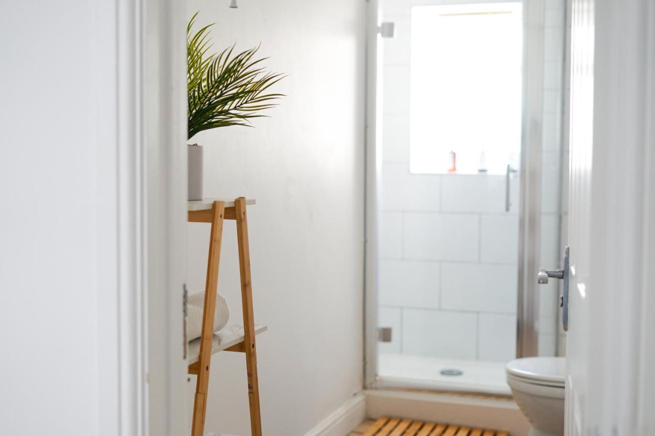 Brighton City Centre 2Br Apartment - Perfect For Contractors, Families & Groups - Free Parking & Walk To Beach Extérieur photo